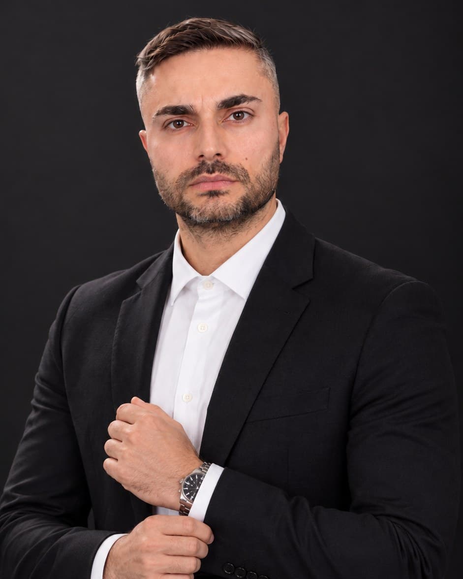 Michael Brandão, assessoria documental para brasileiros em Portugal